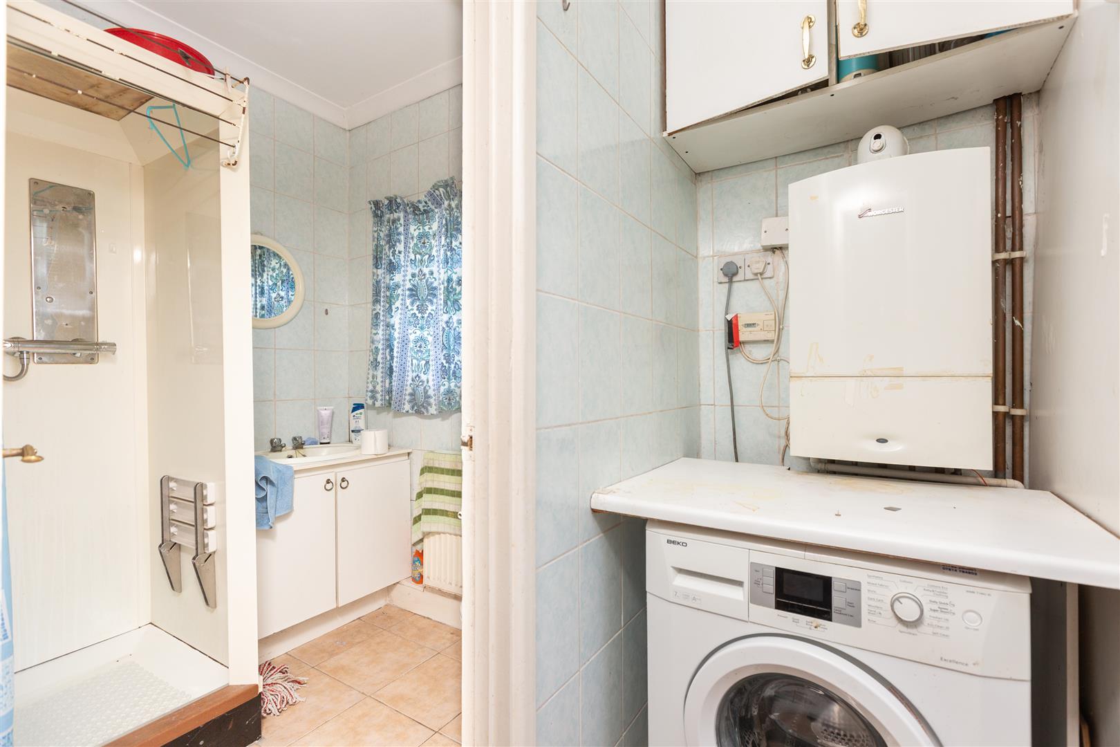 Carnglas Road, Sketty, Swansea, SA2 9BL
